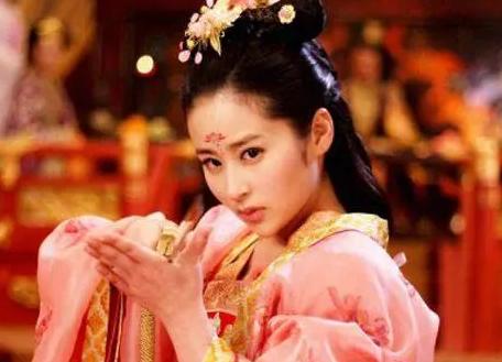 1080年六月初六，公主府里同时上演着两幕戏。皇帝在这边，亲手端着一碗粥