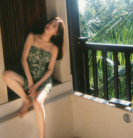 秦岚老师的写真，问就是想宝贝了