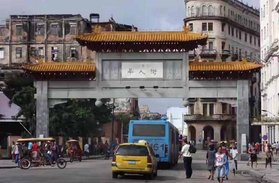 历史上古巴人和柬埔寨人对华人最狠。当年拉美最大的唐人街其实在古巴，古巴华人也是