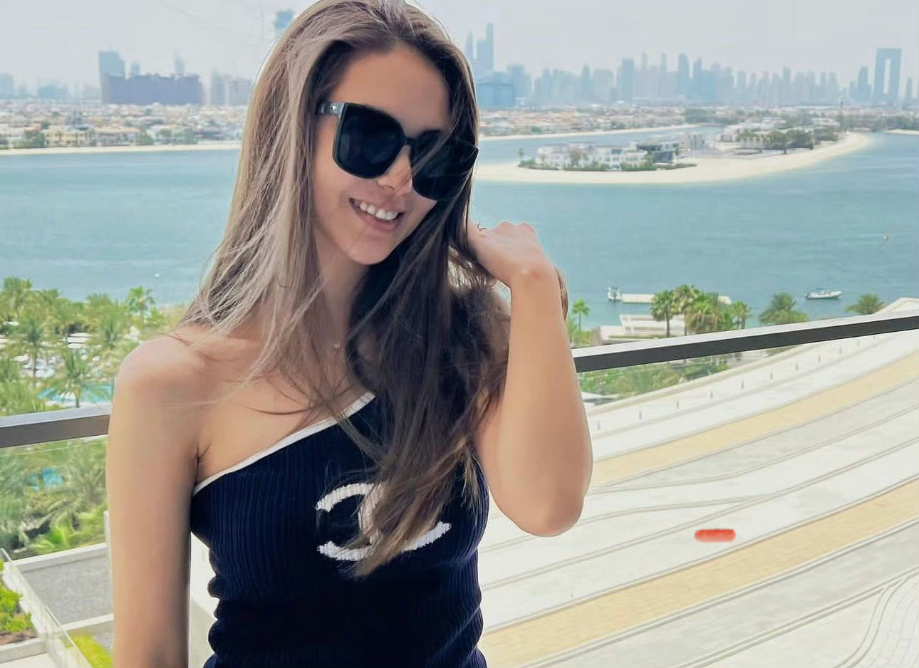 国庆假期当然要陪心爱的人了~​​​