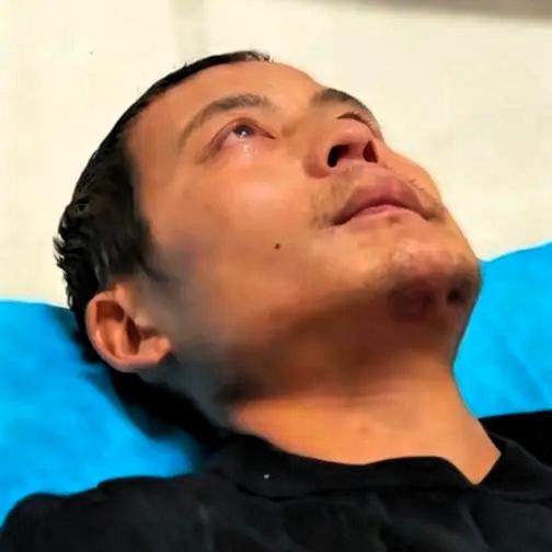 说刀疤哥打光棍是因为情商低，我真觉得有点冤，他在骆驼赞助的节目里说人家鞋子滑、