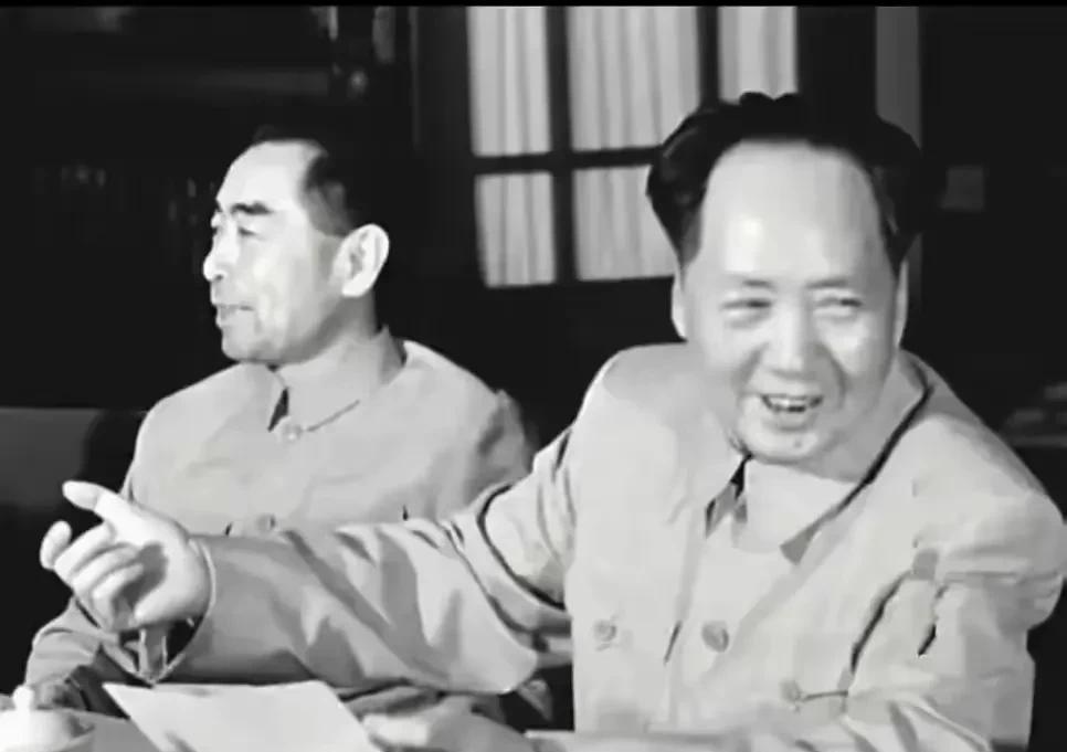青年才俊，胸怀天下，为我中华，奋斗一生！毛主席的出现，实乃中华民族的大幸！天佑中