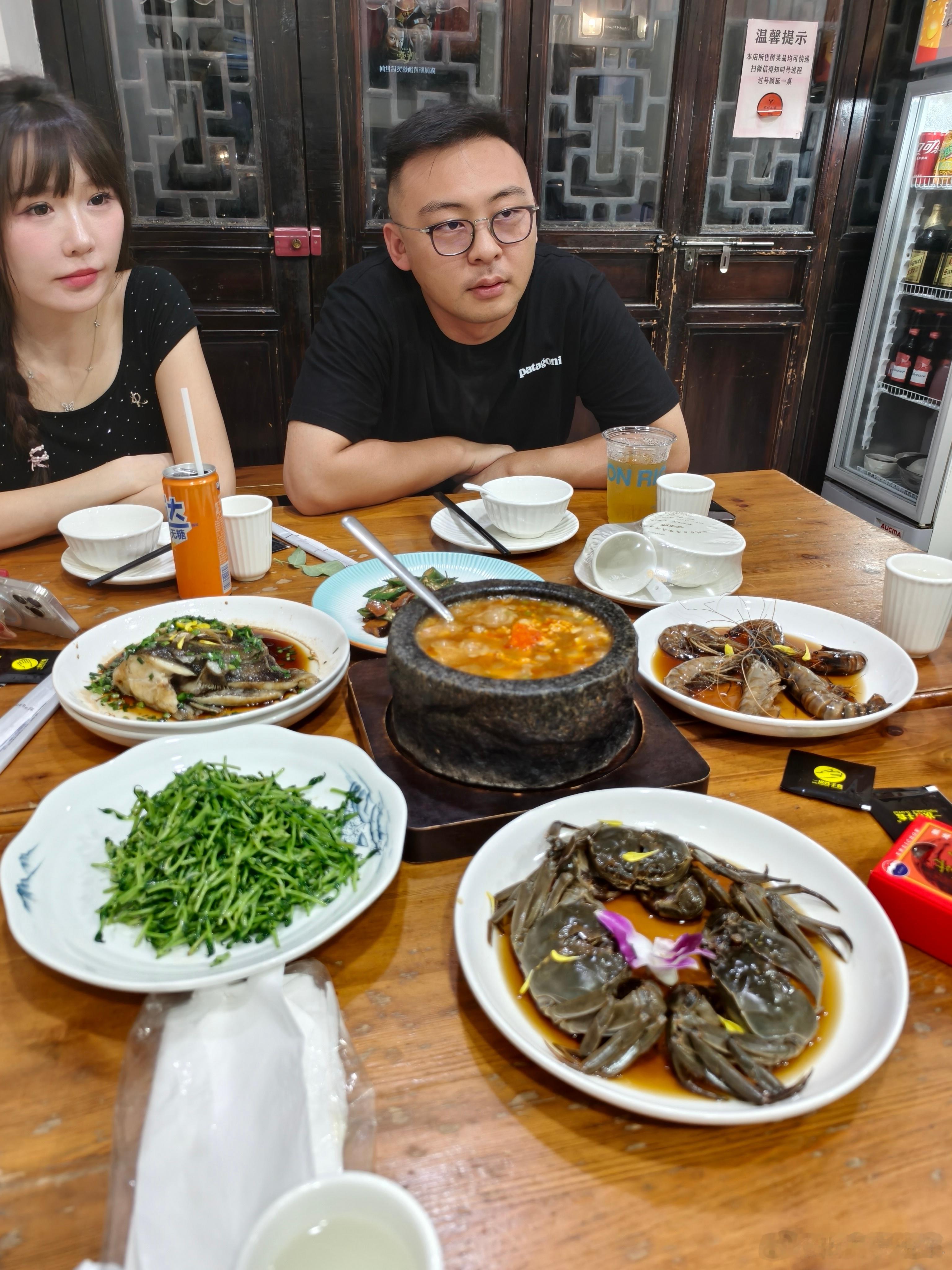跟着姚老板吃香的喝辣的[爱心]​​​
