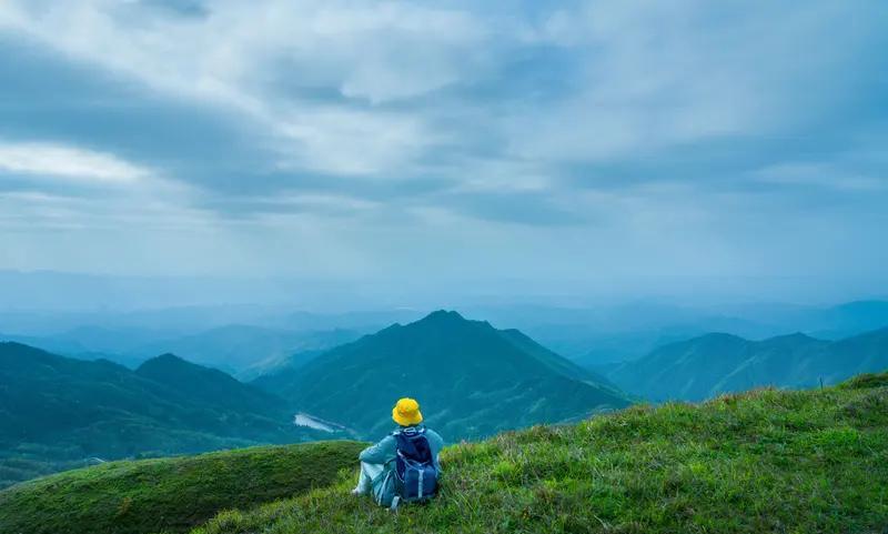 醍醐灌顶的一句话：“你用什么吸引人，吸引的就是什么人。用炫富吸引来的，一定是贪图