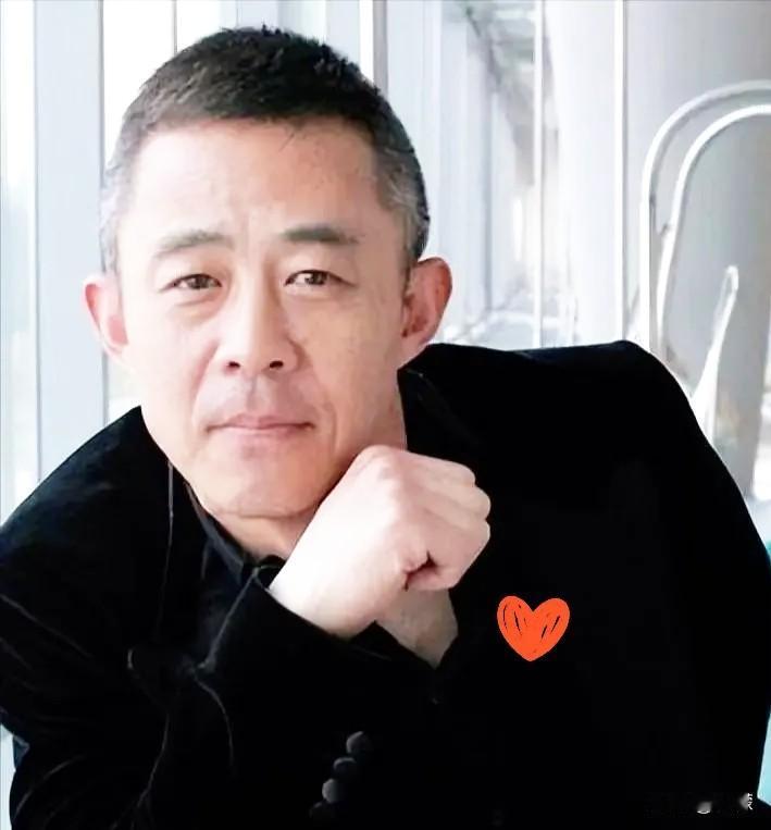 这个世界最搞不懂的人，就是侯勇了。明明自己都58岁了，居然和三婚妻子生了个儿