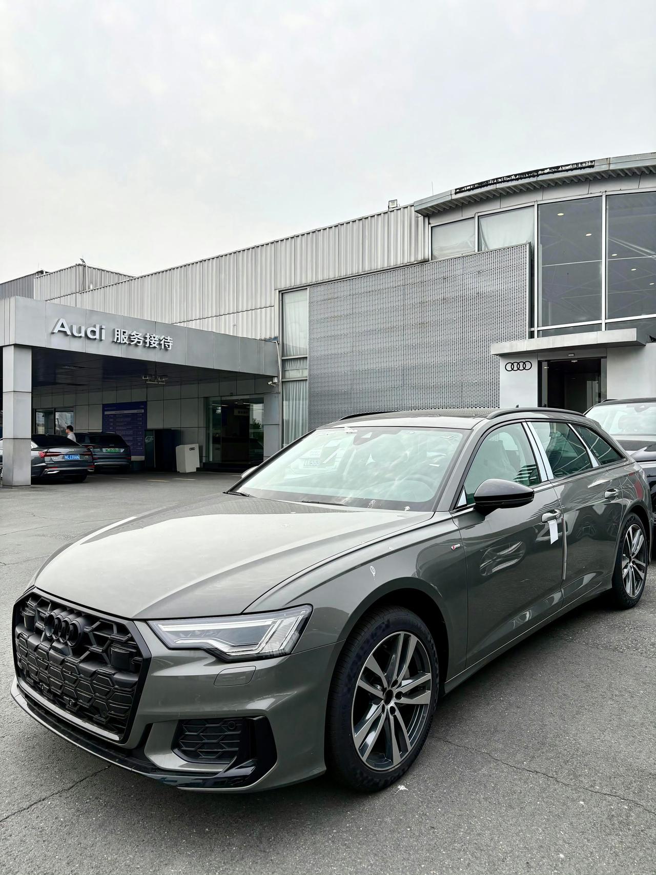 24款A6avant星辰灰这颜色，简直绝了！我第一次见它，就被那独特的质感吸引