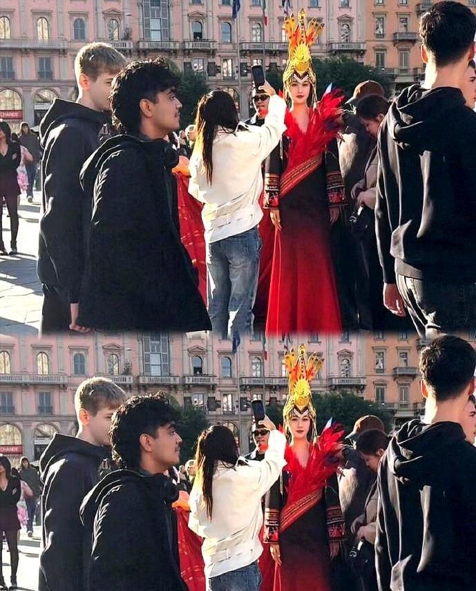 她穿的不是衣服，是奶奶敲了半辈子的银子。米兰T台静了三秒，不是因为惊艳，是没人