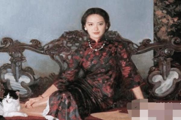 张作霖的二夫人卢寿萱，真的是民国帅府里少有的清醒人。她原本是北镇有名的教书先生