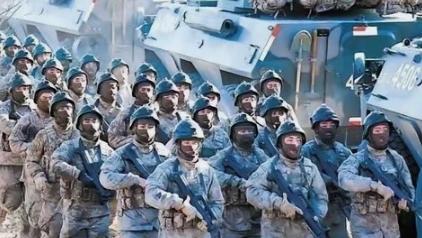 韩国一个军事专家，直接把话挑明了，他说，现在这个世界上，没有任何一个国家敢动，一