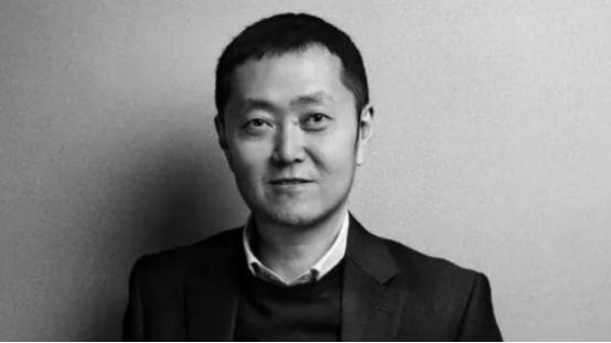 2021年，中国千亿富豪左晖因肺癌去世，可奇怪的是，他确诊后，第一时间就花大价钱