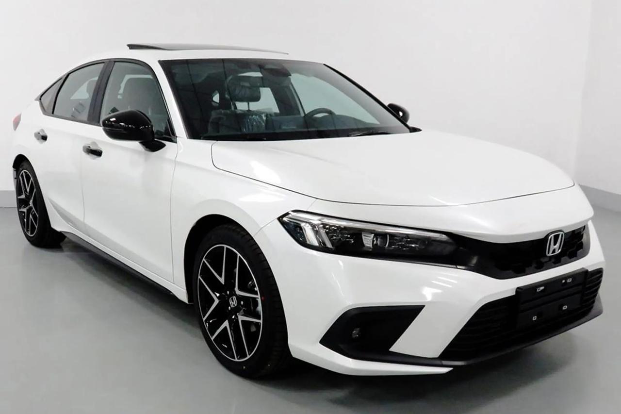 10万落地，本田思域，还值得买吗？本田思域，市面上有近4万的优惠，1.5T入