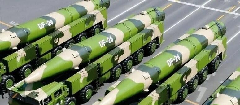 俄罗斯专家认为，中国不少新武器的性能超过了美国，但都有一个共同缺点！比如东风-1