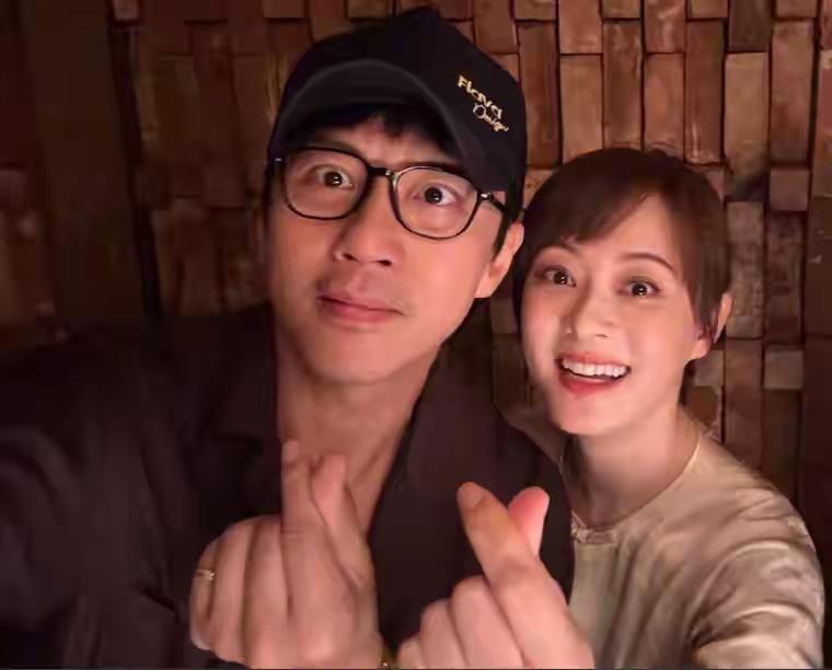 孙俪爆料邓超减肥成果！三周腰围缩了4厘米，用的居然是“半摆烂减肥法”？孙俪说秘诀