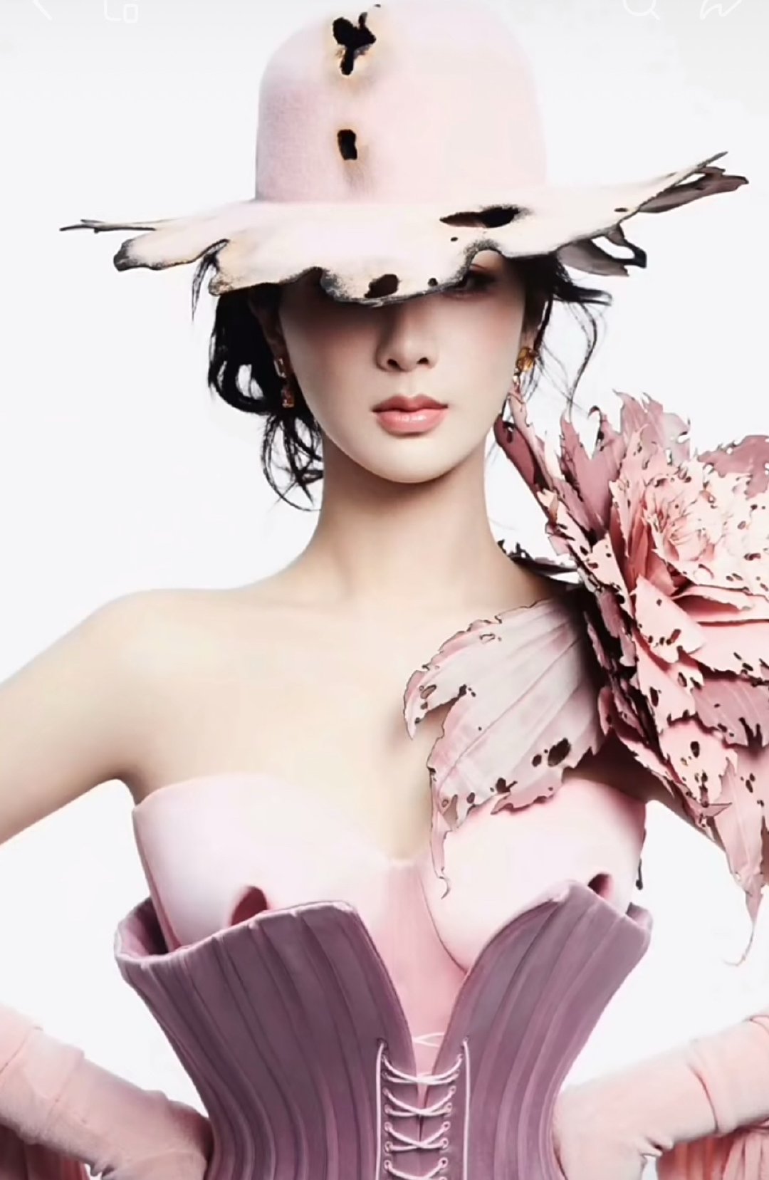 杨紫的时尚杂志之路，公主成长为女王