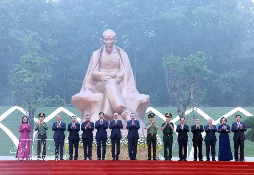 苏林上台以来，对胡志明和历代雄王的推崇几乎到了无与伦比的程度！这不，9月19
