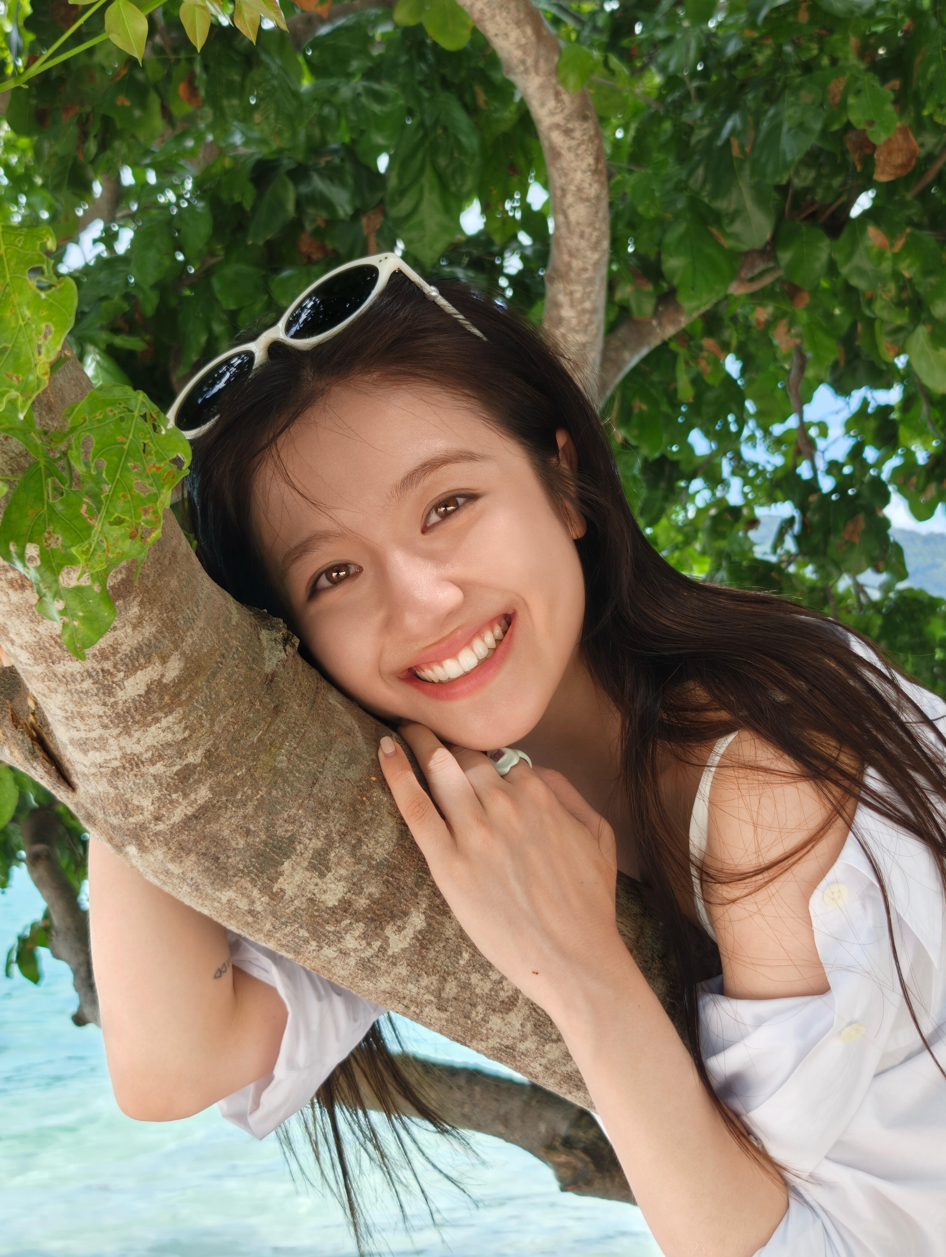 李兰迪今日更新海边📸👙美成啥了