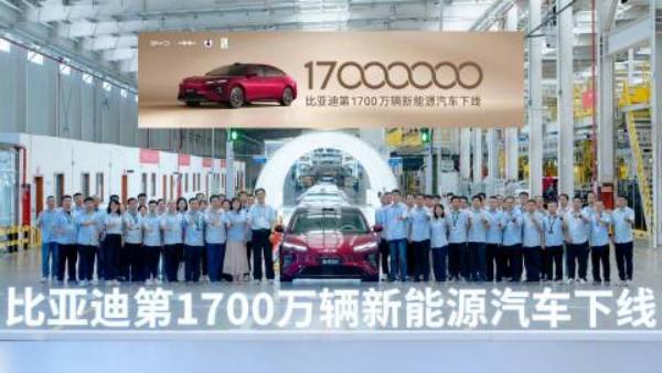 82天，100万辆。汽车工业一百多年，这速度你见过吗？7月8日，比亚迪第17