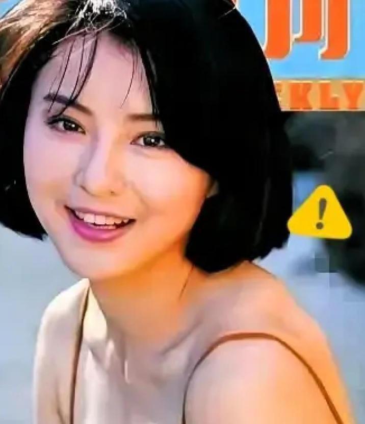 2007年，李赛凤趁丈夫出差，和体格壮硕的干儿子发生了亲密接触。正当两人关系暧昧