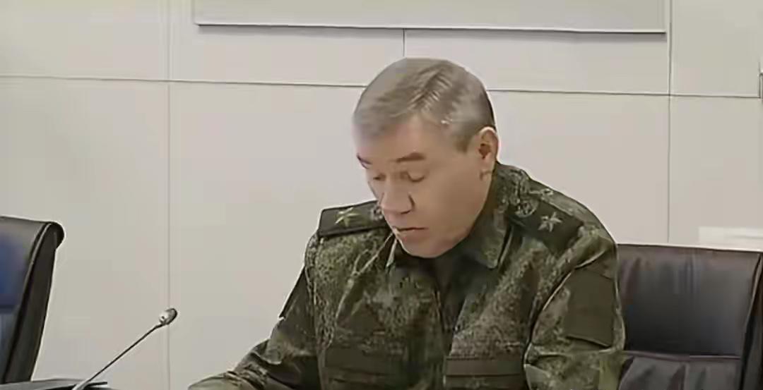 乌克兰在2025年丢失了12座城市，还有两座城市很快就要失守。目前，俄军正在清剿