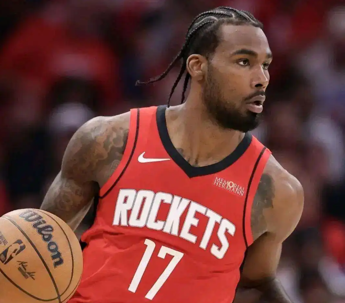 给伊森说句话，目前真不是伊森该有的实力！伊森按理说应该是完美3号位人选，防守，