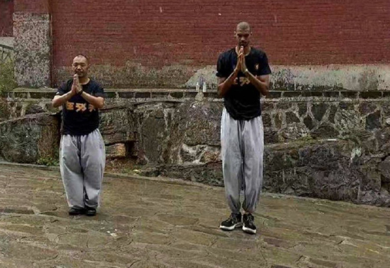 文班为何如此之强，看看他在少林寺都经历了什么ESPN近期发布文班亚马少林特训