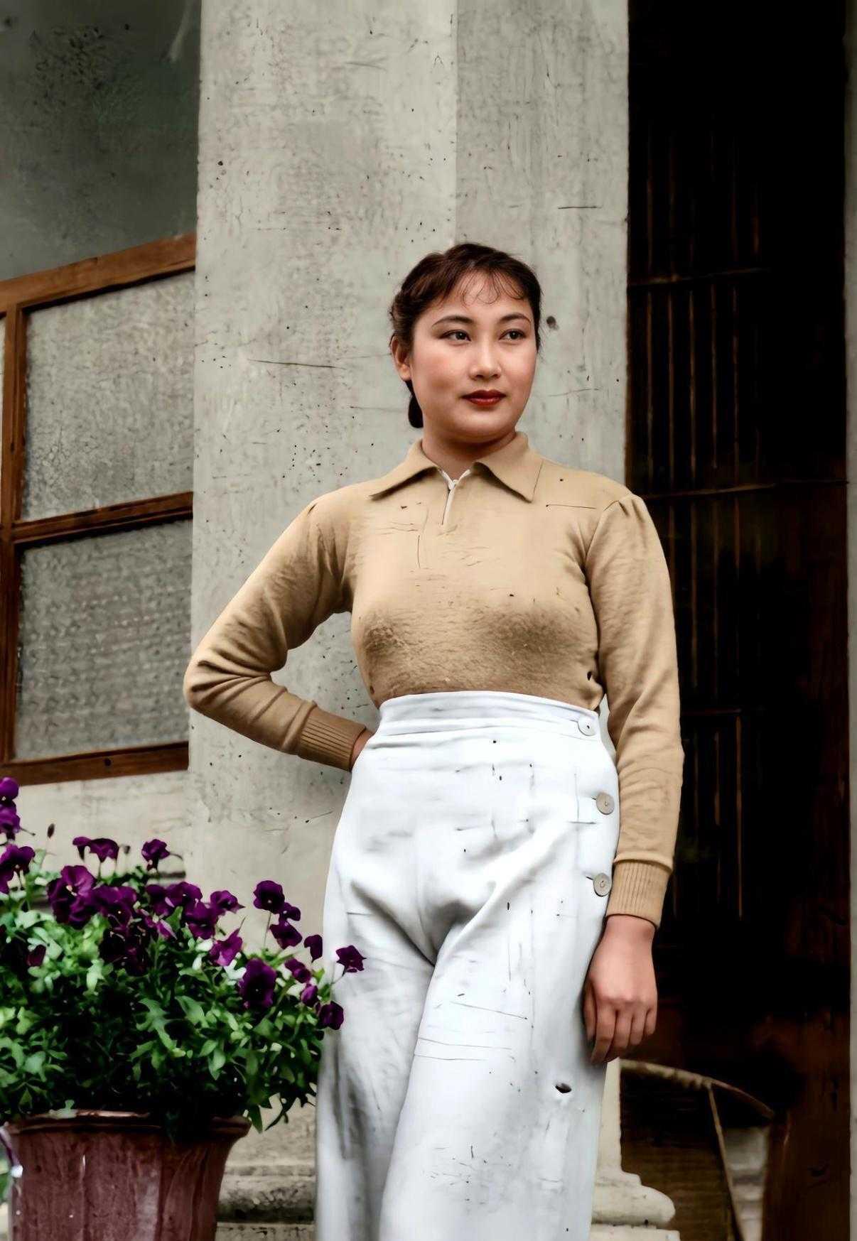 这就是当年的民国第一美人胡蝶，不知迷倒多少上海滩大富豪