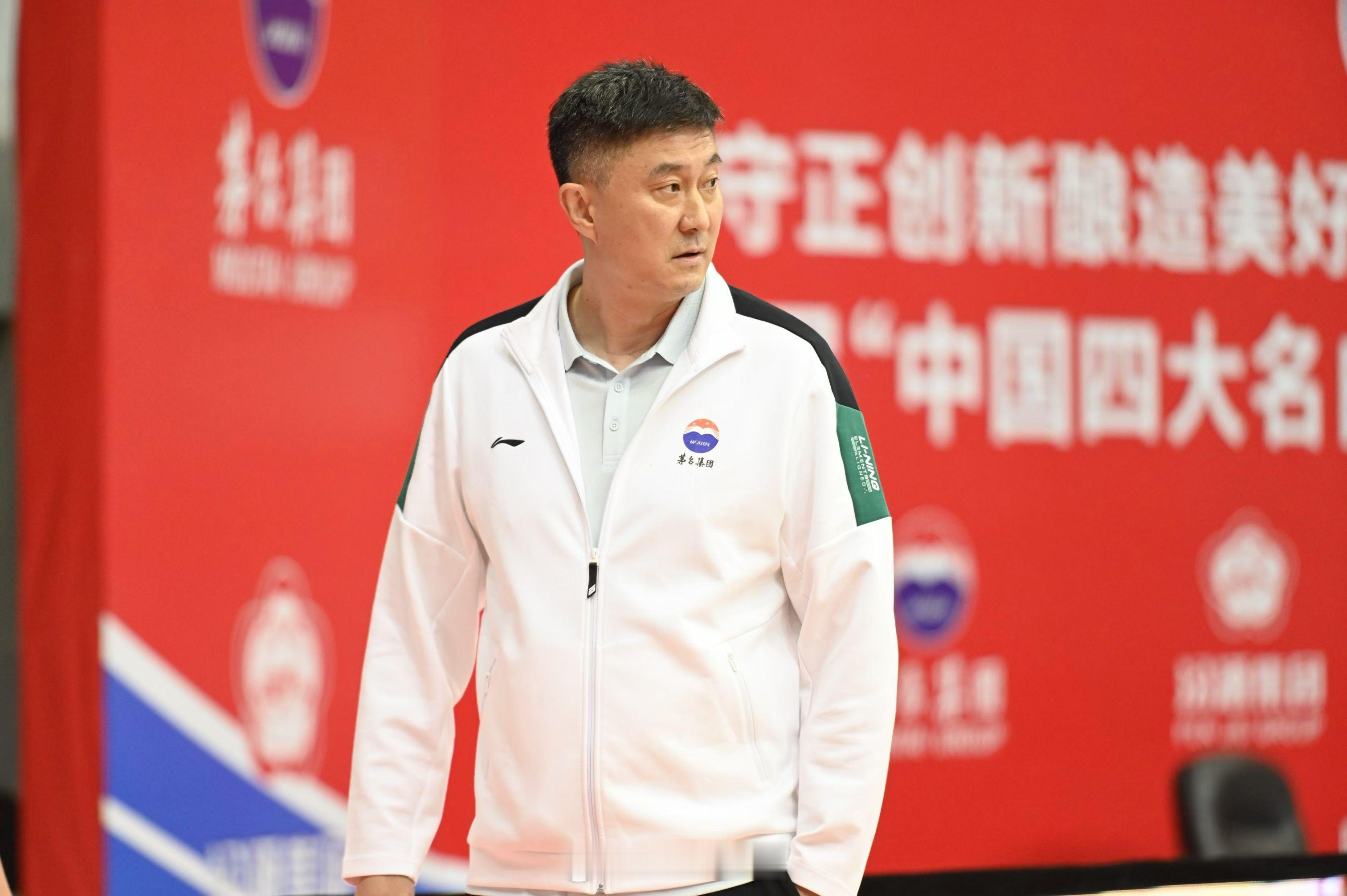 四大名酒杯篮球邀请赛广东宏远男篮代表贵州茅台对出战，最终战绩为三战两胜！广东宏远