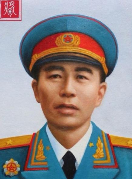 1970年，一位少将穿便装去部队看儿子，忘带证件被哨兵拦在门外，他不生气反而笑着