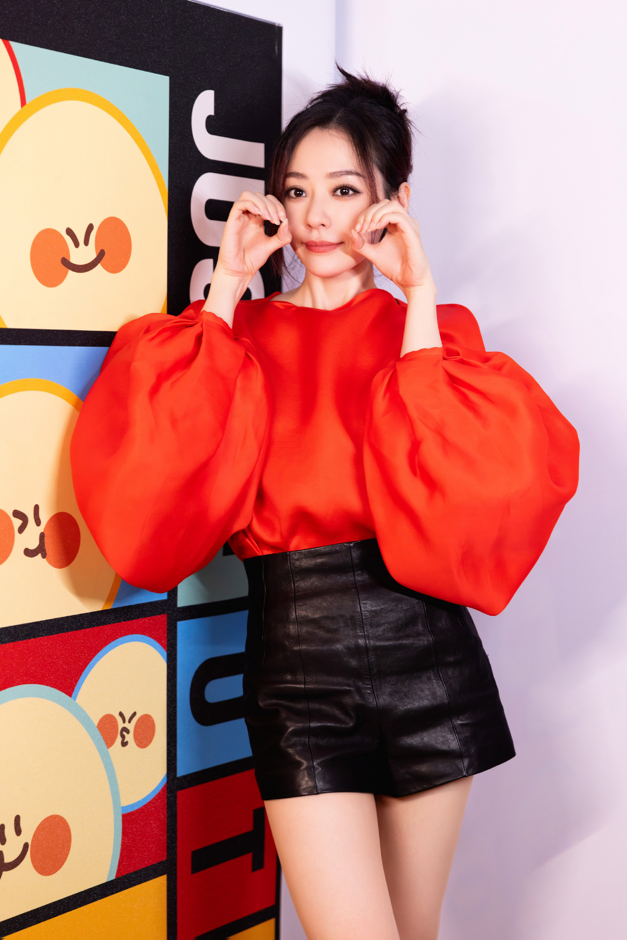 张靓颖，今日份红色的浪漫​​​