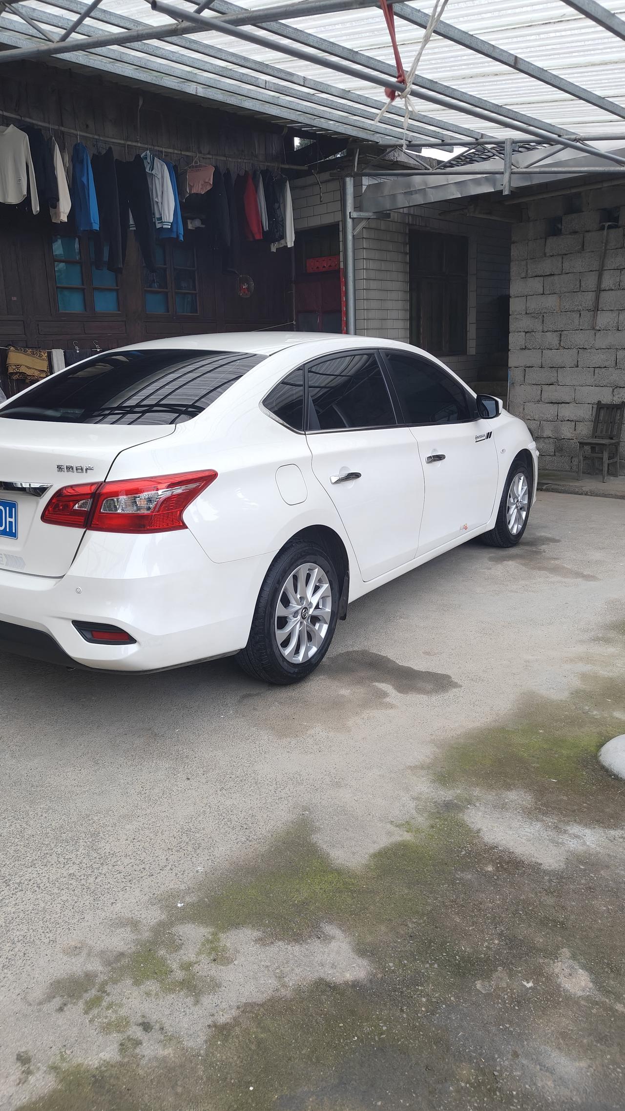 轩逸经典侧面也好看