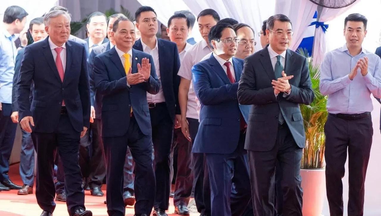 越南首条高速铁路破土动工仪式！2026年4月12日，越南总理黎明兴与前总理范明政