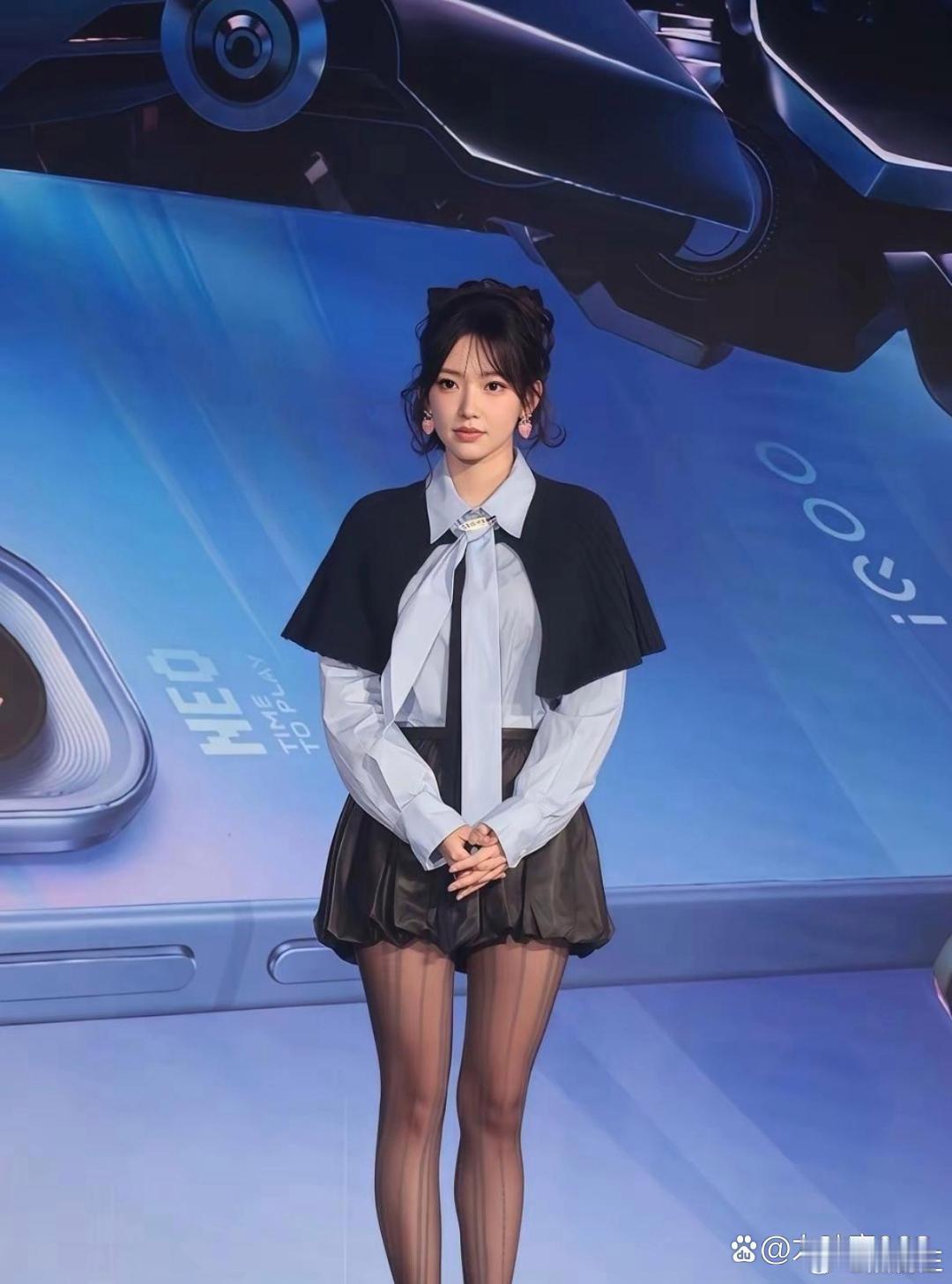 程潇的黑丝大长腿