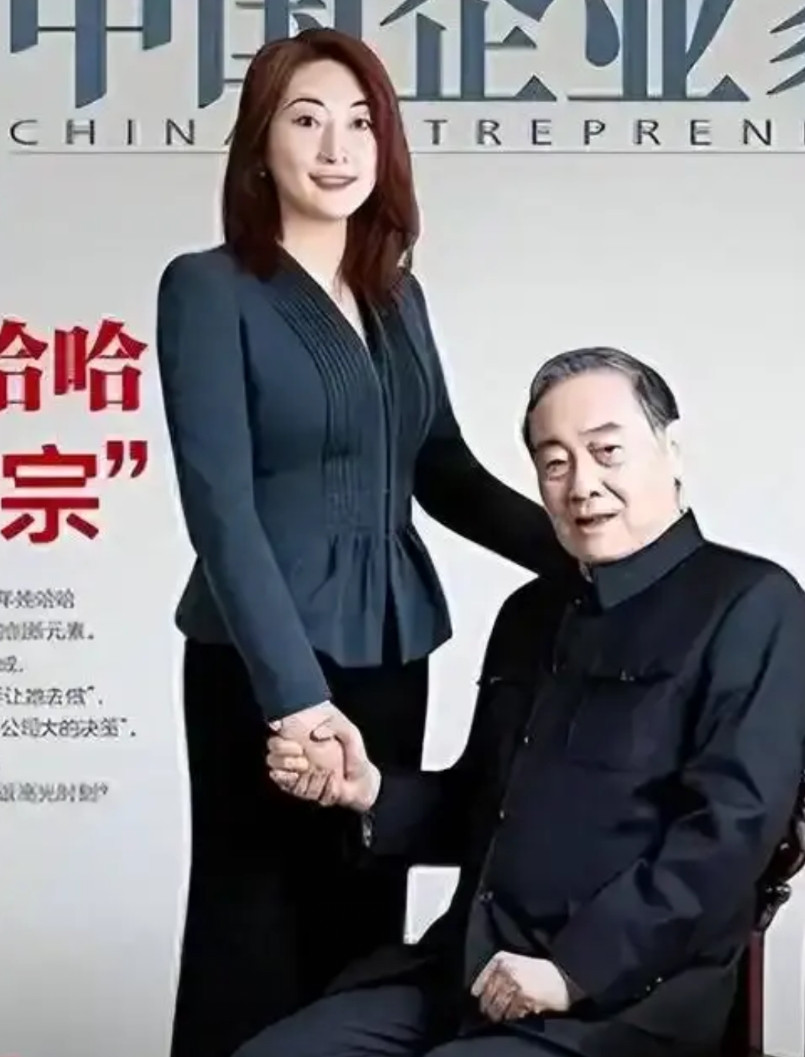 知名律师崔波公开站宗馥莉！那三条分析，句句戳在关键处。遗嘱白纸黑字写着归