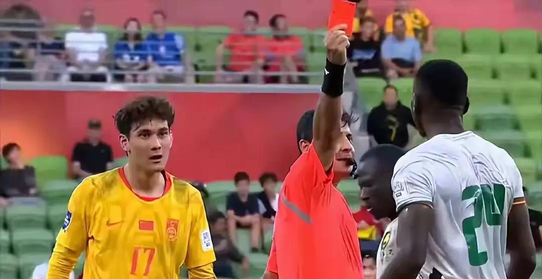 不得不说，“搅局者”拜合拉木到蓉城，是真找到归属。如果说上轮小拜在重庆撞进的