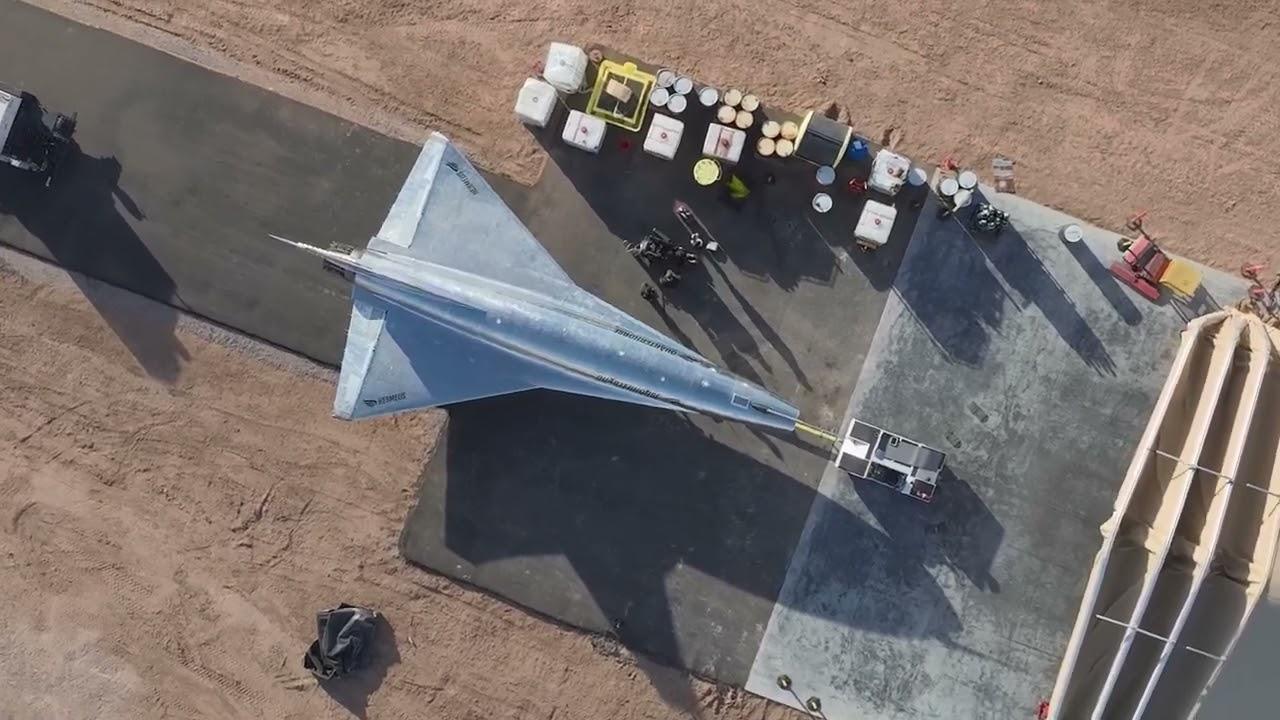 一家美国初创公司赫尔墨斯公司今天首飞了其超音速无人机QuarterhorseM