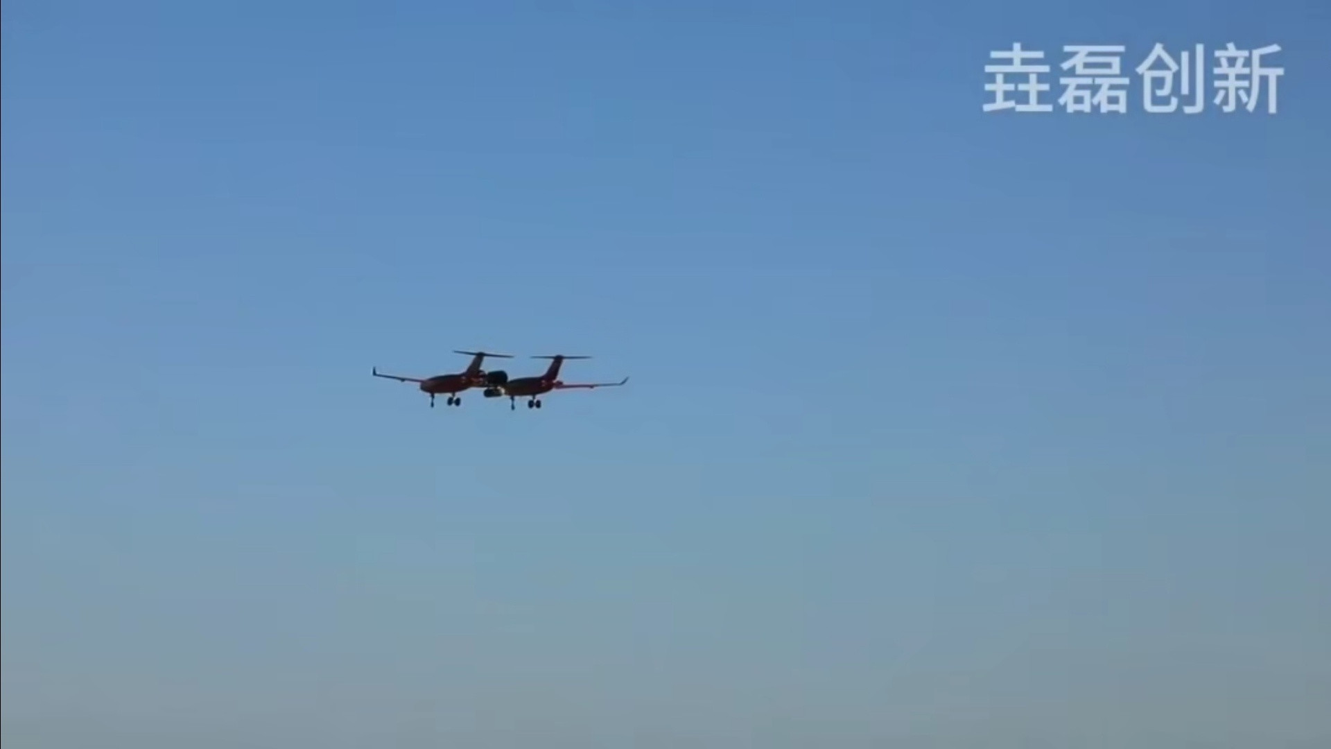 果然是四川垚磊科技的无人机。"暴风-4"是我国首款配备双发涡扇动力的专用气象无人