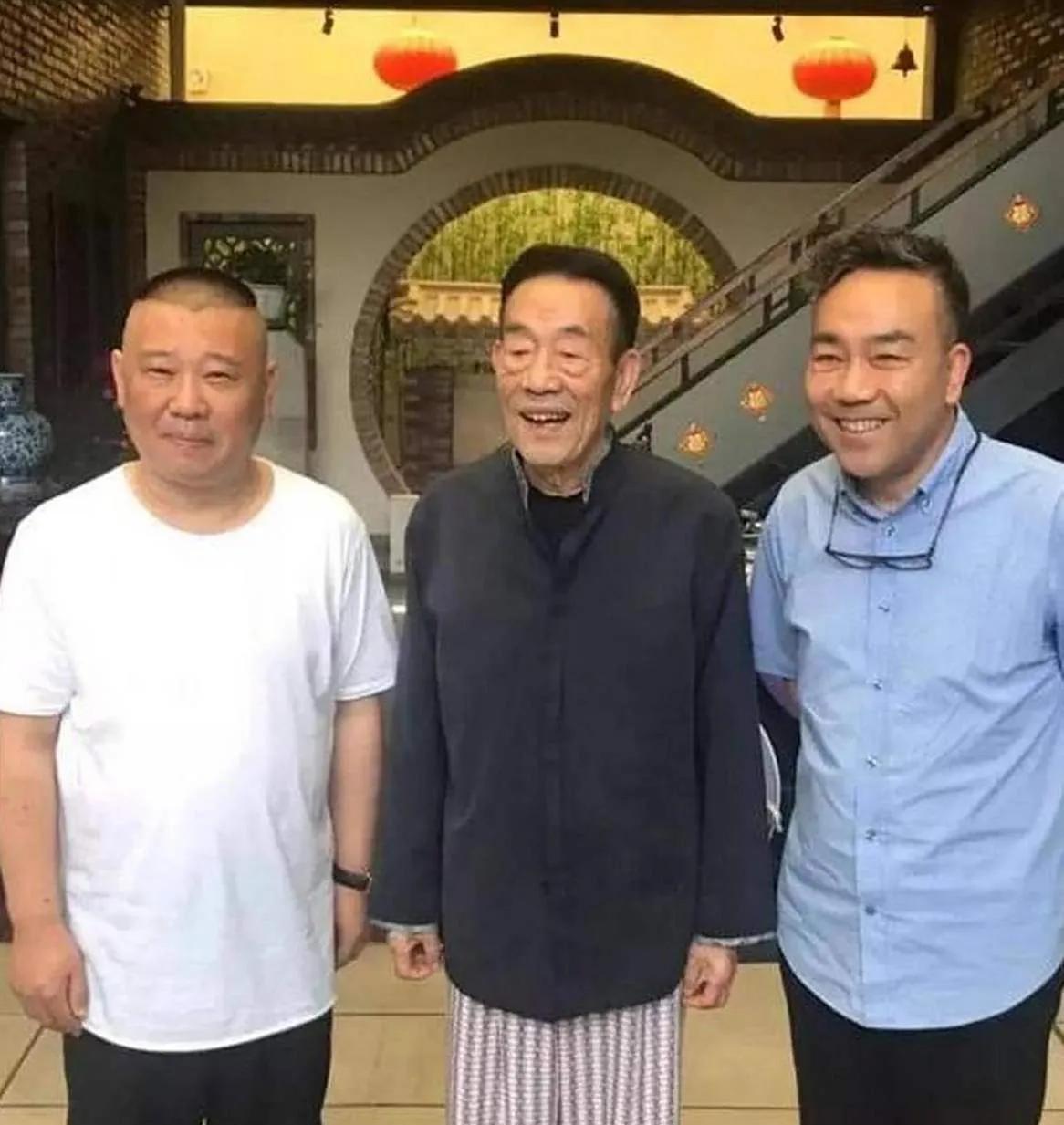 一觉醒来苗阜随礼的事闹大了汪洋直播爆料5000元截图瞬间刷屏可谁还记得杨议