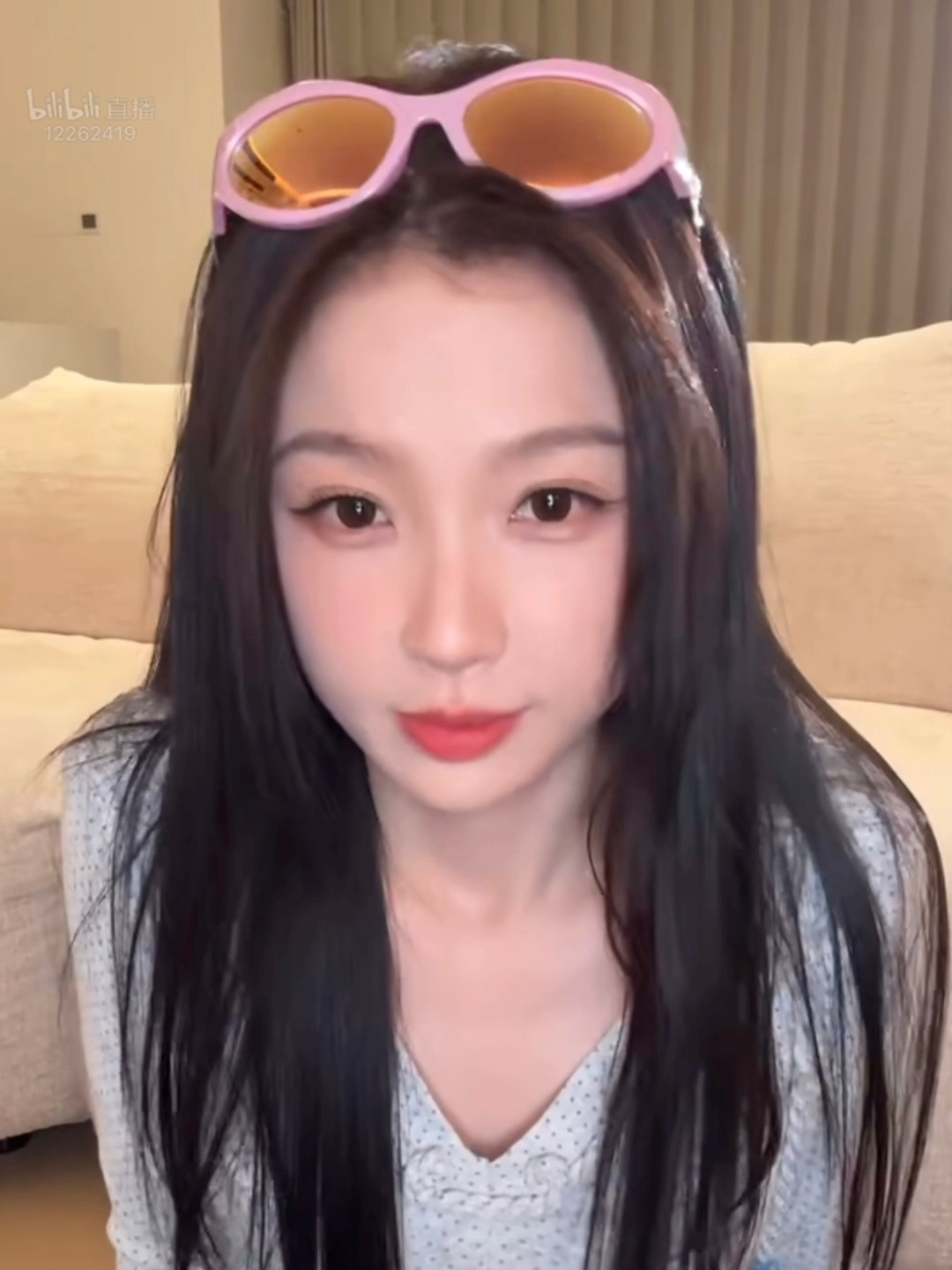 同一个穿搭两个风格又萌又美我服了