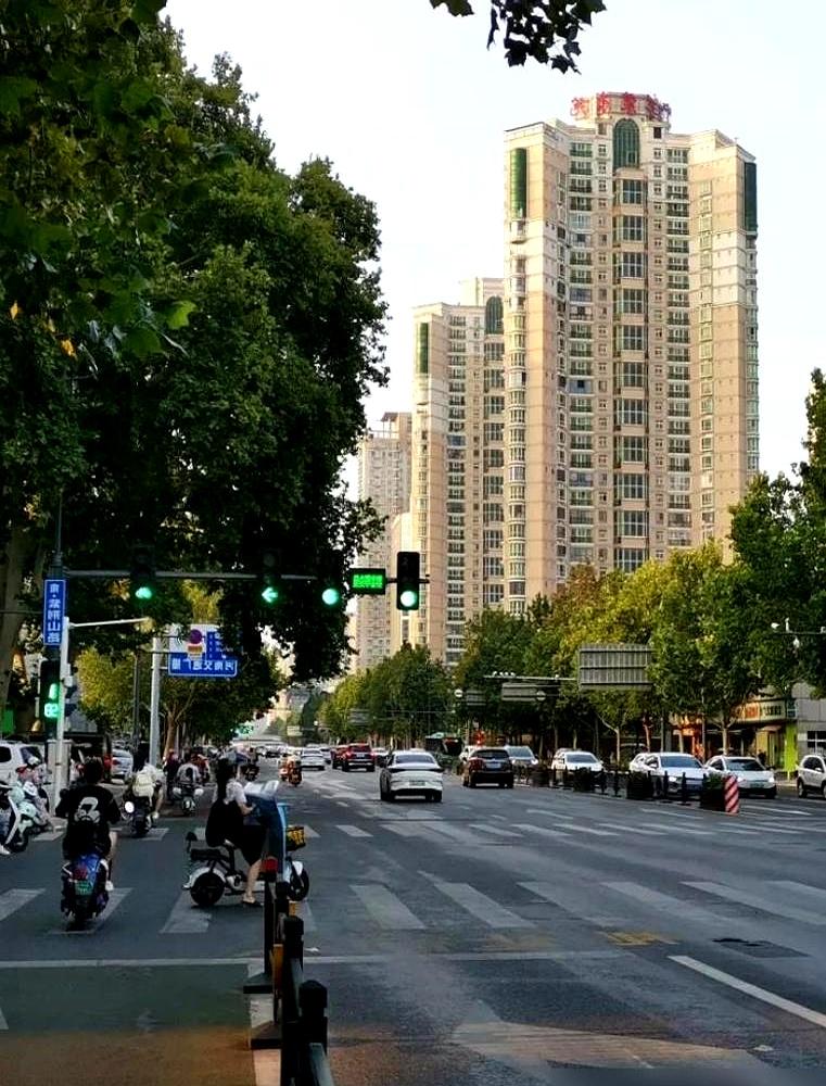 为了省每天6块钱的电费，最后进ICU一天花掉一万多，这笔账到底是怎么算的？前两