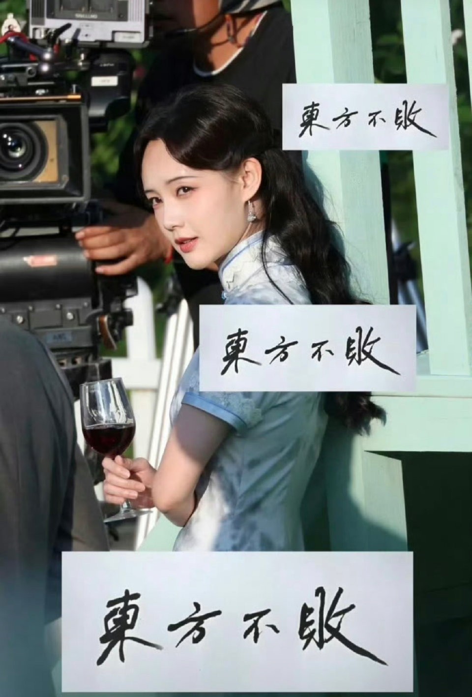李一桐新剧旗袍造型曝光！这身素雅旗袍衬得她温婉动人果然民国风才是她的本命~