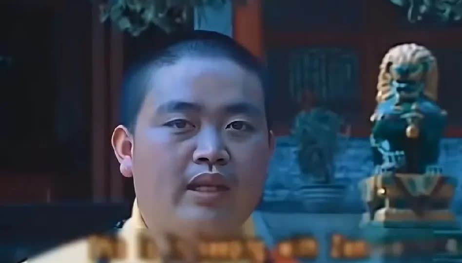 这是1984年台湾艺人凌峰拍摄的艺术片八千里路云和月时的释永信。那时他作为少林寺