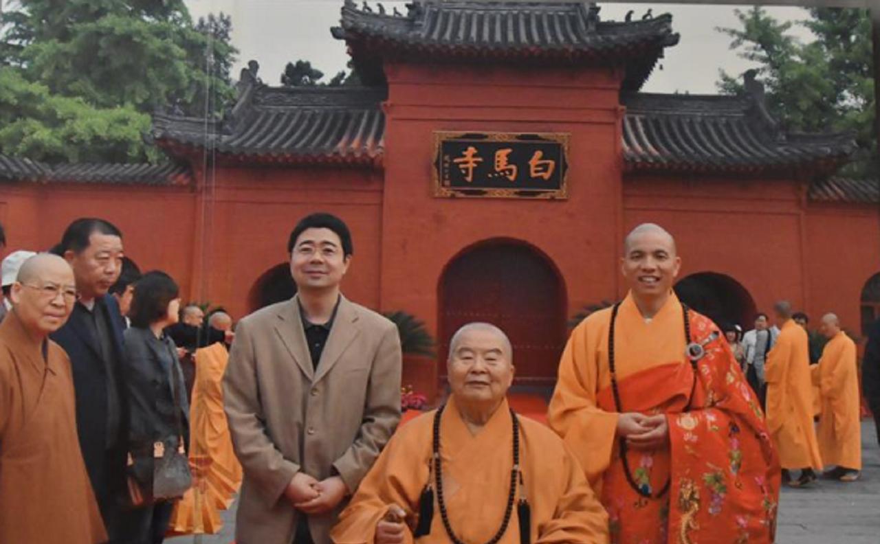 中国第一古刹洛阳白马寺方丈印乐法师，释印乐，担任少林寺新一任住持。时间是7月2