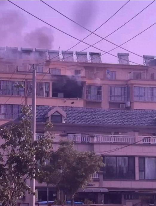“丧心病狂！”7月8日报道，山东寿光，5名男子拧开煤气，试图迷晕15岁少女强奸，