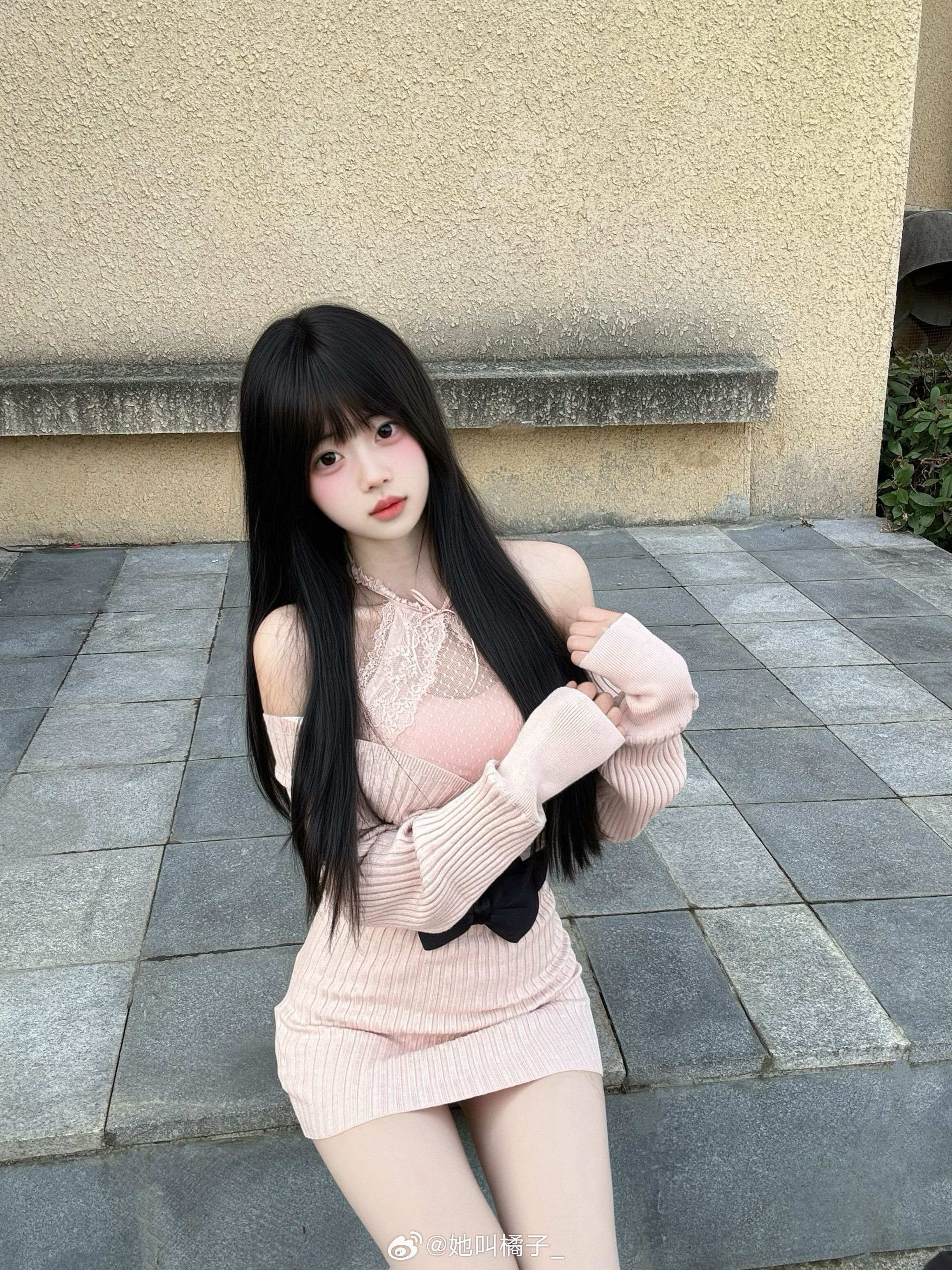 粉色包臀裙的纯欲感💕