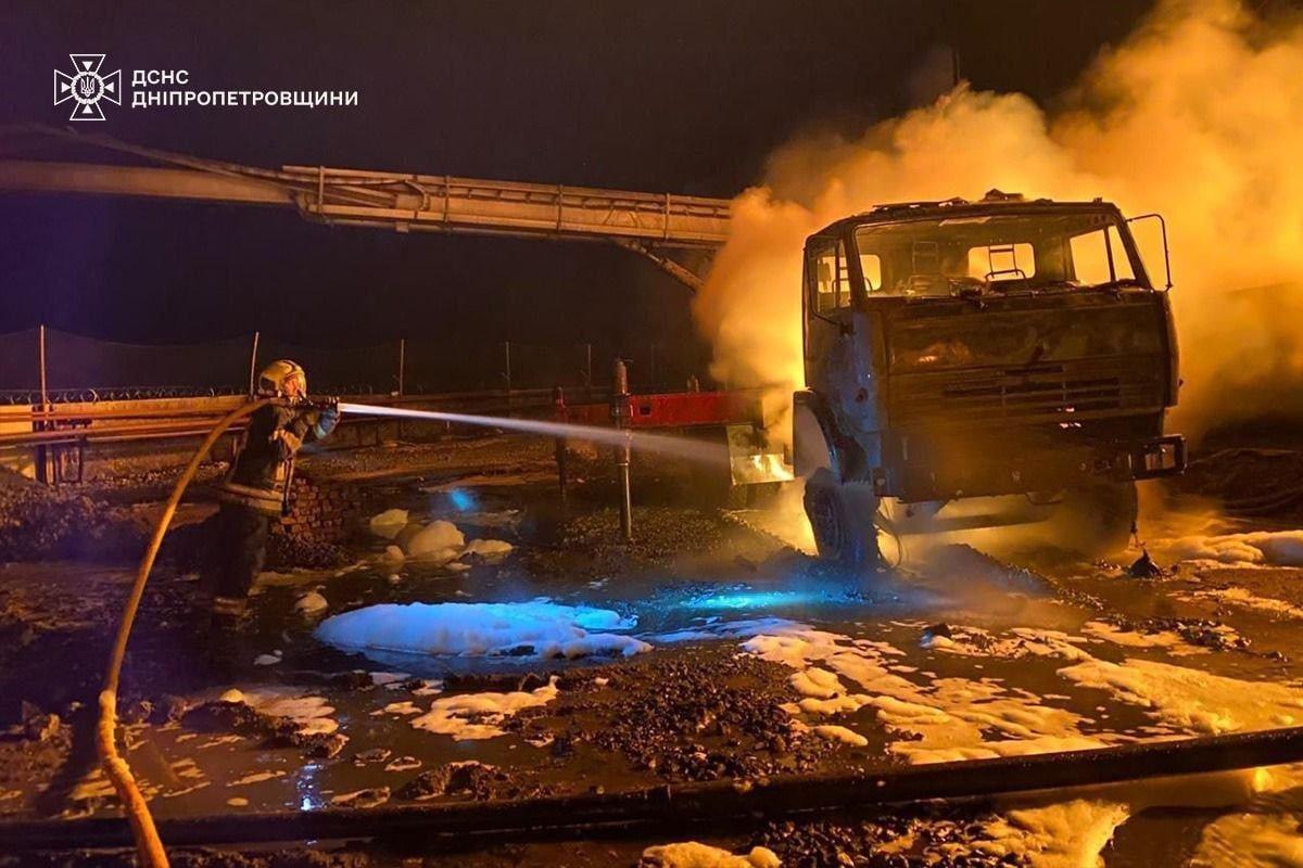 俄乌战况:俄军持续打击第聂伯罗州能源目标：2月4日：俄军用