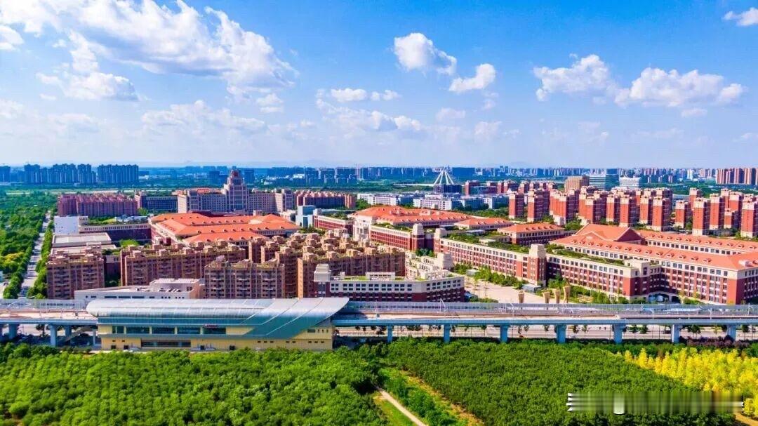 西安三航科技城重磅升级！沣西新城崛起空天海产业高地据1月27日陕西两会消息，