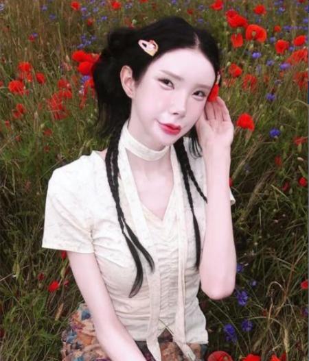 不得不说对蒙古国对韩国是真的迷恋！外国一位蒙古国和俄罗斯混血女网红，因为太喜欢韩