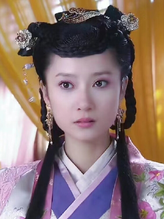 嘉靖年间，皇帝的爱妃张娘娘，会阴部位长了一个毒疮，痛苦不堪。皇帝命太医治疗，可这