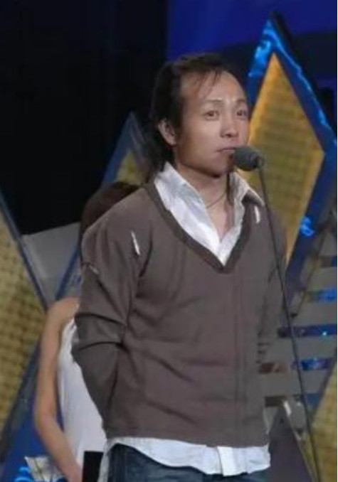 1999年，歌手许巍拿出全部积蓄，在北京“盘”下一套房子，不用再过流浪的生活。然