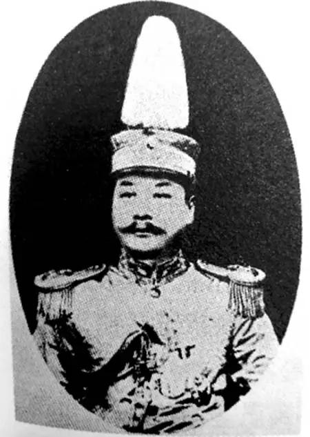 1891年，陈炳焜icon因事遭到了广西提督苏元春icon的言语训斥，一气之下愤